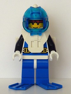 aqu001aG Aquanaut 1 met blauwe flippers gebruikt *0M0000
