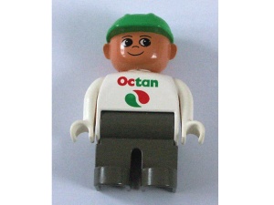 4555pb056G Duplo, man met witte top en octan logo gebruikt *