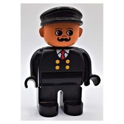 4555pb075G Duplo, man met zwart pak en snor gebruikt *