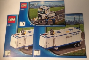 INS60044 60044 BOUWBESCHRIJVING- Mobile Police Unit (3 boekjes) NIEUW *