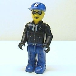 js012G Policeman met SunGlases gebruikt *0M0000