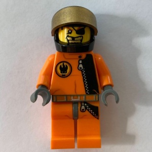 agt012G Gold Tooth met helm gebruikt *0M0000