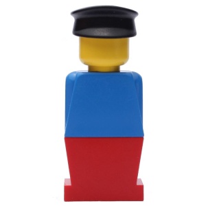 old013G Legoland Oude type minifig - Blauw lijf, rode benen, zwarte platte pet gebruikt *0M0000