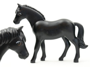 6171pb05-11G Paard, BELVILLE zwart gebruikt *5K000