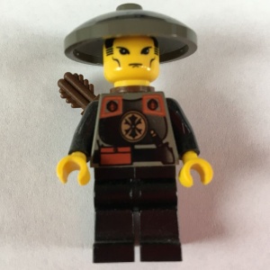 adv047G Dragon Fortress Guard - Coolie hat, Arrow Quiver gebruikt *0M0000