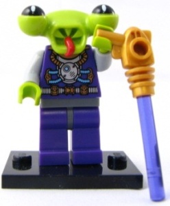 col03-13 Space Alien met ray Gun en staafje (044) NIEUW *0M0000