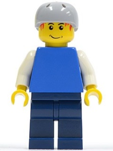 cty0155G Jongen- Blauwe torso met witte armen, donkerblauwe benen, helm met gaten, rode plukken haar gebruikt *0M0000