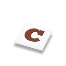 CUSE8004 Tegel 1x1 met chocoladeletter C *0A000