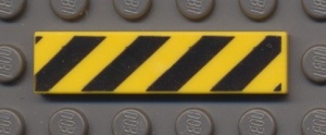 2431p52-3 Tegel 1x4 Diagonale strepen zwart geel NIEUW *0K000