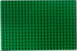 3334-6G Basisplaat 16x24 (geen nopgaten onder0 groen gebruikt *3K000