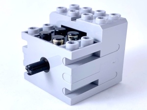 43362c01-86G Motor, Mini-motor 2e type 9 VOLT PAST NIET DOOR BRIEVENBUS grijs, licht (blauwachtig) gebruikt *5D0000