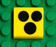3068bp65-3G Tegel 2x2 3 zwarte cirkels (Sticker) geel gebruikt *5T05-20