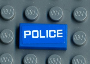 3069bpb0296-7G Tegel 1x2 'Police' op blauwe achtergrond (Sticker) blauw gebruikt *5T02-17