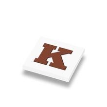 CUSE8012 Tegel 1x1 met chocoladeletter K *0A000