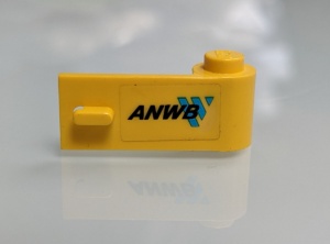 3821pb016-3G Autodeur 1x3x1 ' Anwb' blauw logo Sticker, rechts (Set 2140) geel gebruikt *5S003