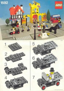 INS1592-Gb 1592 BOUWBESCHRIJVING- Town Square - Castle Scene MET GAATJES gebruikt *LOC RB