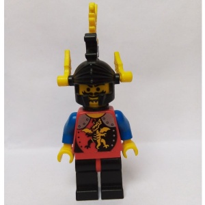 cas018G Dragon Knights - Knight 2, drakenhelm, gele pluimen gebruikt *0M0000