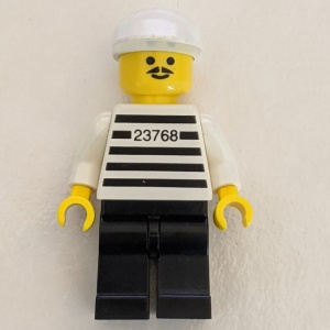 jail003G Jailbreak Joe, Black benen met witte Cap gebruikt *0M0000