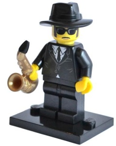 col11-12 Saxofoonspeler met saxofoon en standaard NIEUW *0M0000