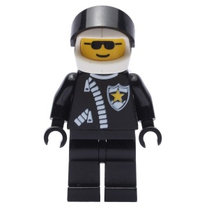cop019G POLITIE- motorpak met ster, witte helm en zwarte vizier gebruikt *0M0000