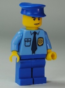 cop054G POLITIE Blauwe platte pet, moddenblauw overhemd met logo,. Blauwe broek gebruikt *0M0000