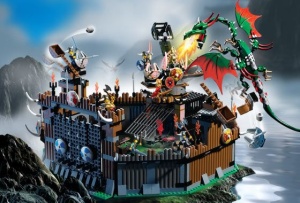 Set 7019 - Vikingen: Viking Fortress against de Fafnir Dragon- Nieuw