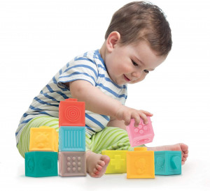 LUDI SET 9 CUBURI- PRIMUL JOC DE CONSTRUIT AL BEBELUSULUI