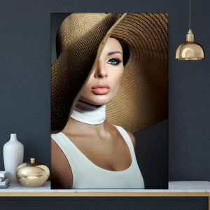Tablou Canvas Femeie cu Palarie si Buze Senzuale ALLFB83