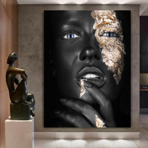 Tablou Canvas Portret Fashion Negresa cu Machiaj Auriu BGM65