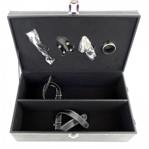 Cutie neagra eleganta din piele ecologica, pentru 2 sticle de vin, cu 4 accesorii