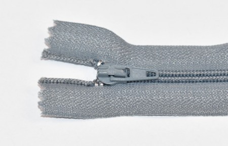 Fermoare nylon fixe nr. 3 - 20 cm gri