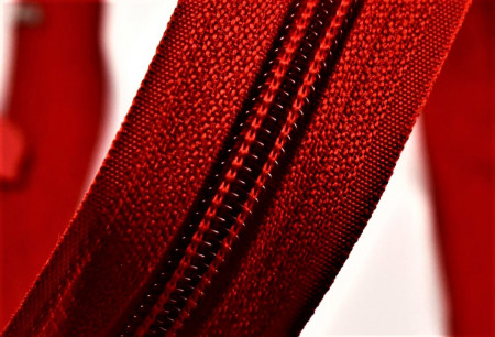 Fermoare nylon detasabil nr. 5 - 90 cm rosu