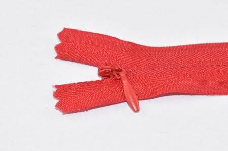 Fermoare ascunse nr. 3 - 20 cm rosu