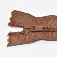 Fermoare nylon fixe nr. 3 - 20 cm maro deschis