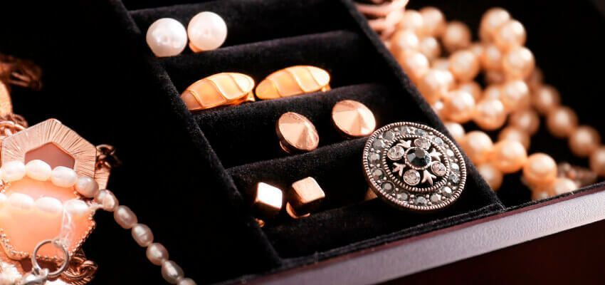4 sfaturi pentru intretinerea bijuteriilor placate cu aur