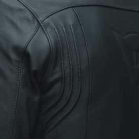 GEACĂ DAINESE DE PIELE RAZON 2 NEGRU