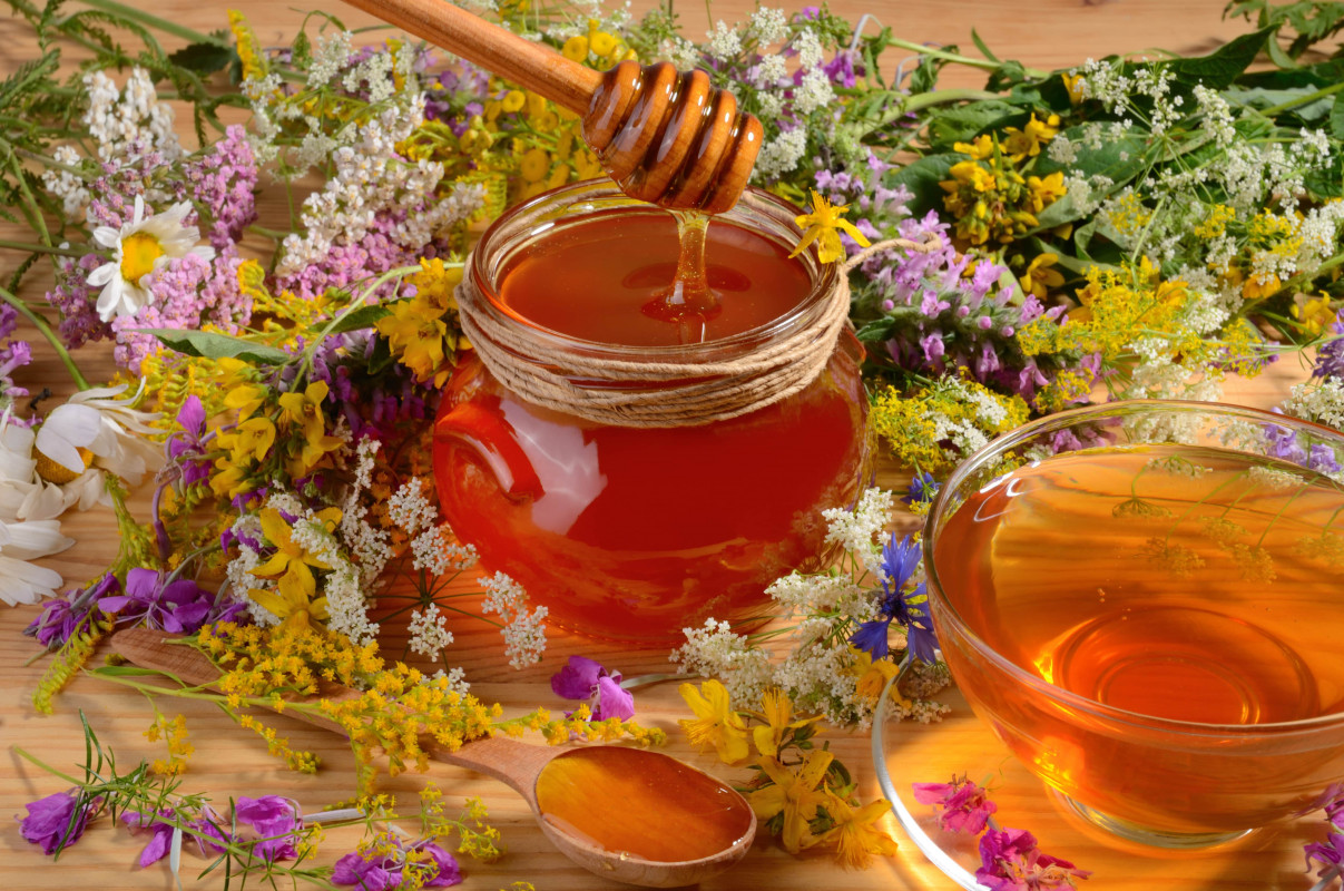 Mierea de albine o sursa extrem de concentrata de numerosi nutrienti