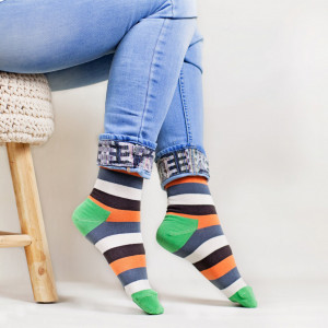 Sosete vesele cu model Just Stripes - Orange