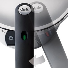 Oala sub presiune Fissler VitaVit Premium, capacitate 6 Litri, diametru 22 cm, accesoriu aburi, inductie