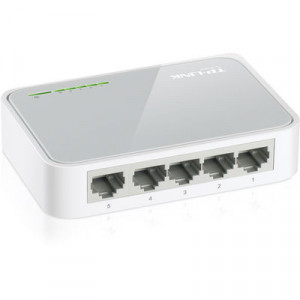 Switch 5 porturi 100Mbps