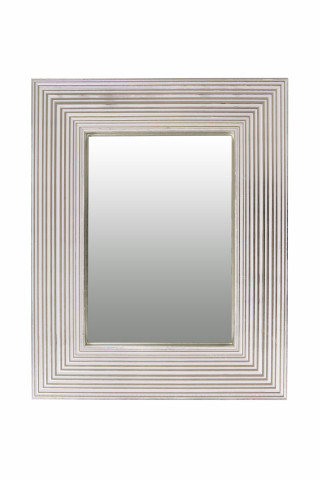 Oglinda dreptunghiulara cu rama din polistiren alba/argintie Harper, 44,8cm (L) x 35,8cm (L) x 1,8cm (H)