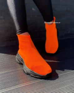 Adidasi Hilda Orange