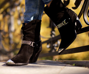 Ciocate Olivia Black din Piele Naturala