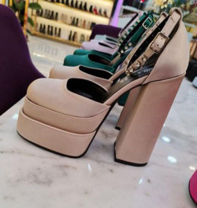 Pantofi Lola Nude