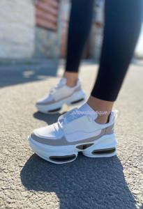 Adidasi Balmy white