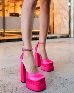 Pantofi Lola Pink
