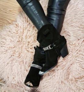 Ciocate Olivia Black din Piele Naturala