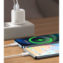 Incarcator priza Joyroom USB Type C / USB 20 W 3 A Power Delivery Quick Charge 3.0 white (ZQ-LG3028E3)