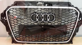 Grelha Audi A3 8V RS3 preta com aro em aluminio