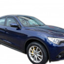Chuventos Alfa Romeo Stlevio frente e trás
